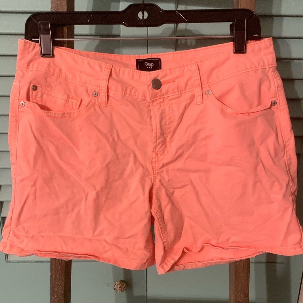Gap shorts